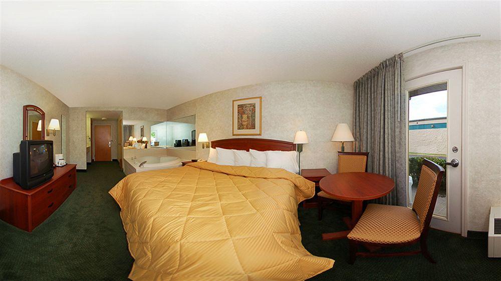 Rodeway Inn Чаттануга Экстерьер фото